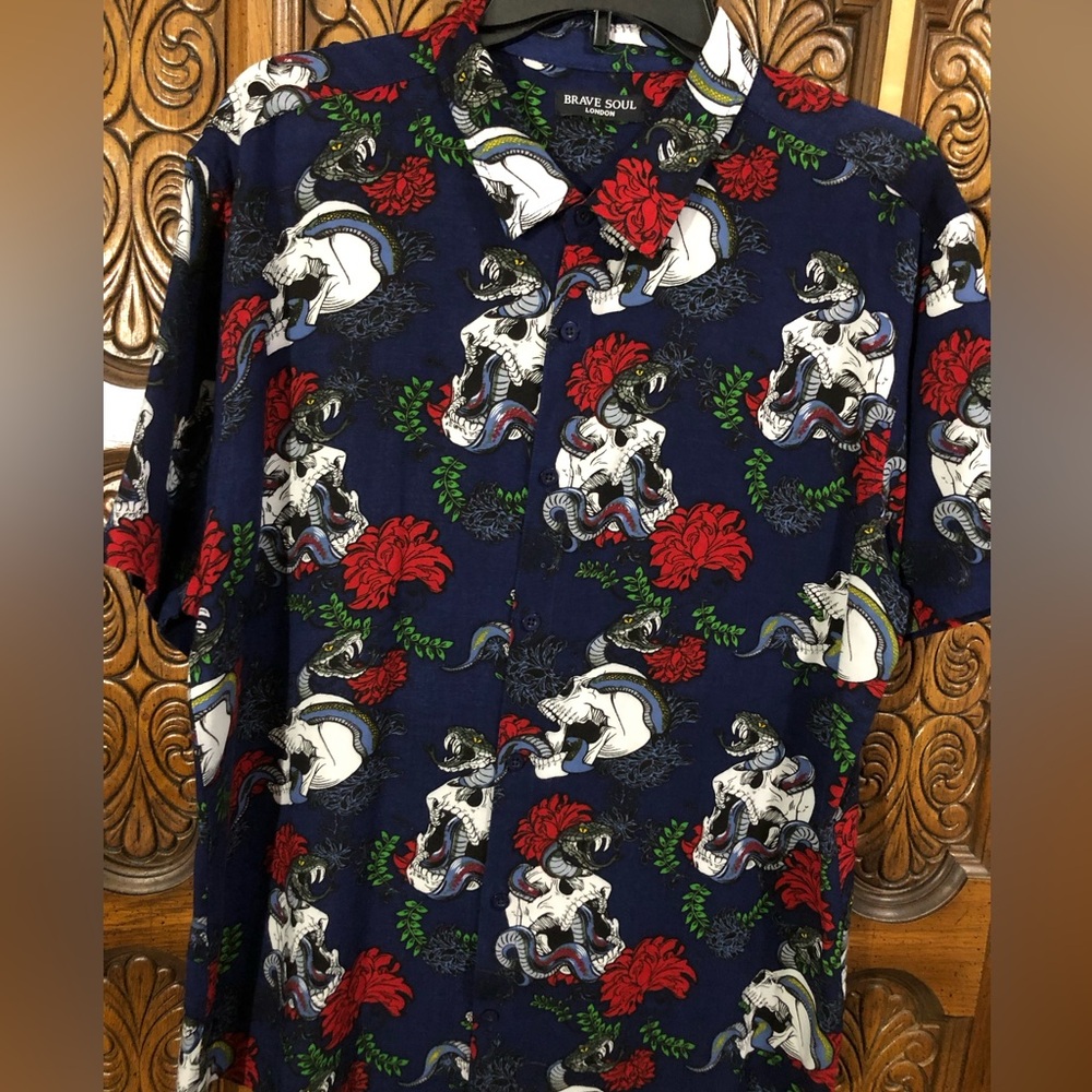 Men’s Brave Soul Skull shirt